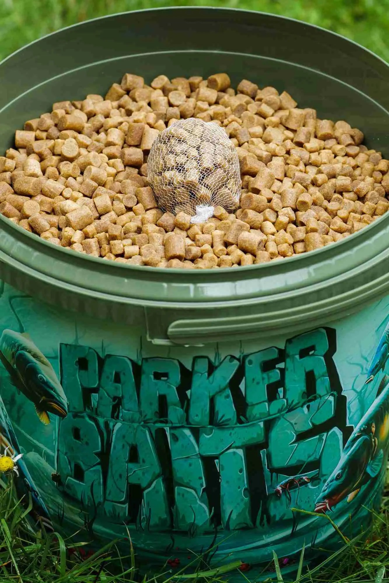 Parker Baits - Nossapig Fishing Bucket