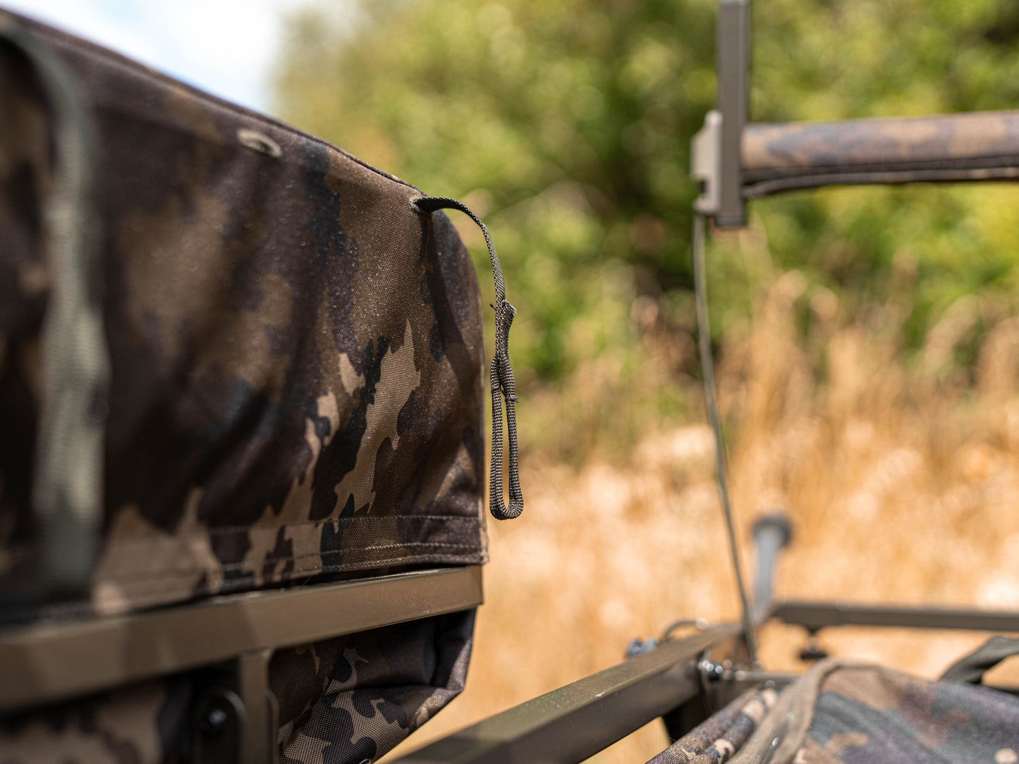 Carp Porter - Side Bar Bags Dark Kamo